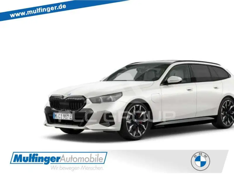 2025 BMW 550