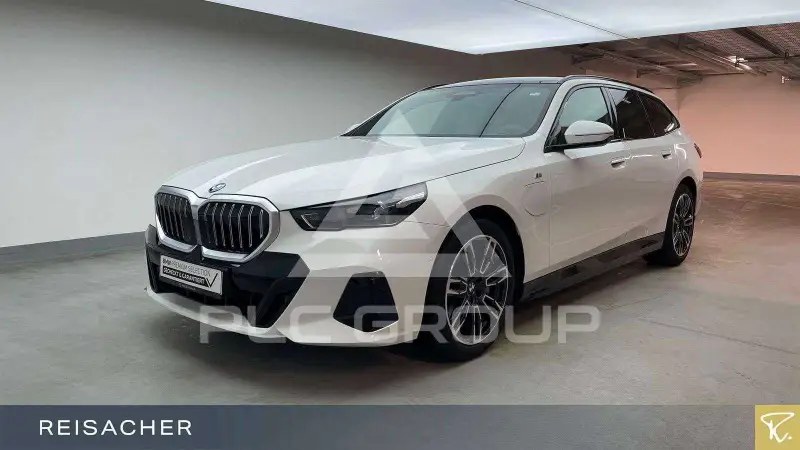 2025 BMW 550