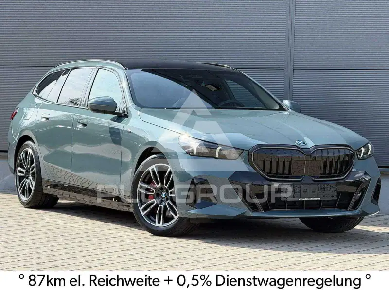 2025 BMW 550