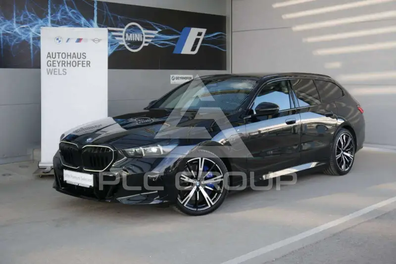 2025 BMW 550
