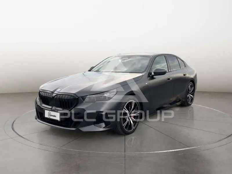 2025 BMW 550