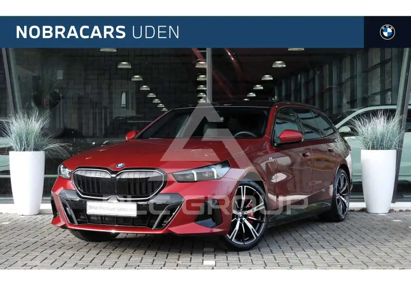 2025 BMW 550