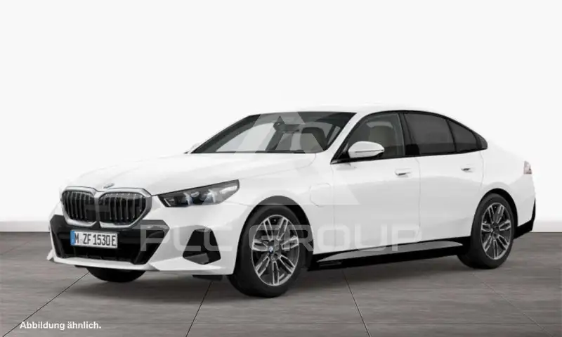 2025 BMW 550