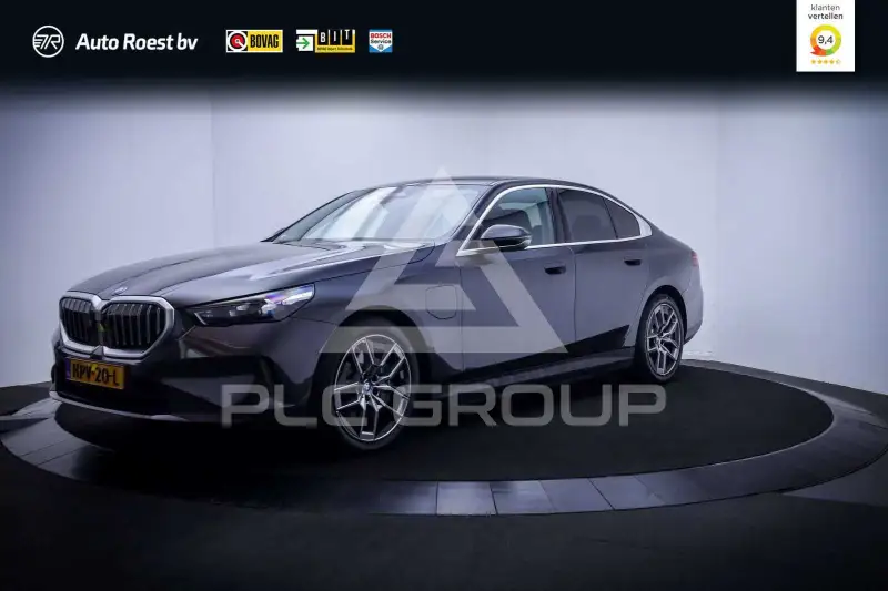 2025 BMW 550