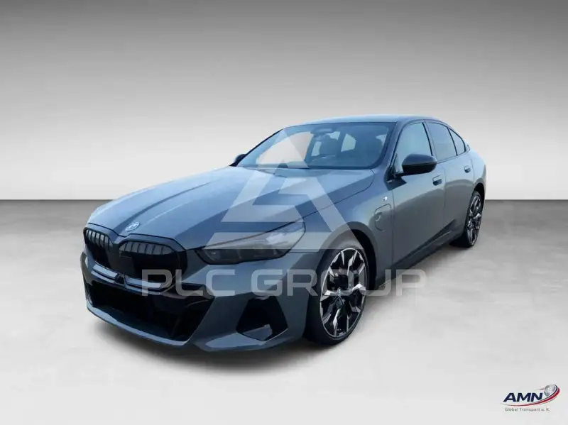 2025 BMW 550