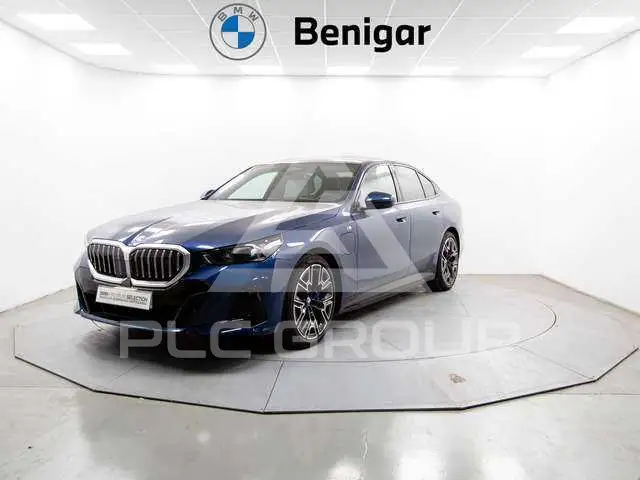 2025 BMW 550