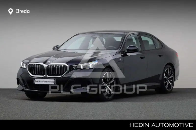 2025 BMW 550