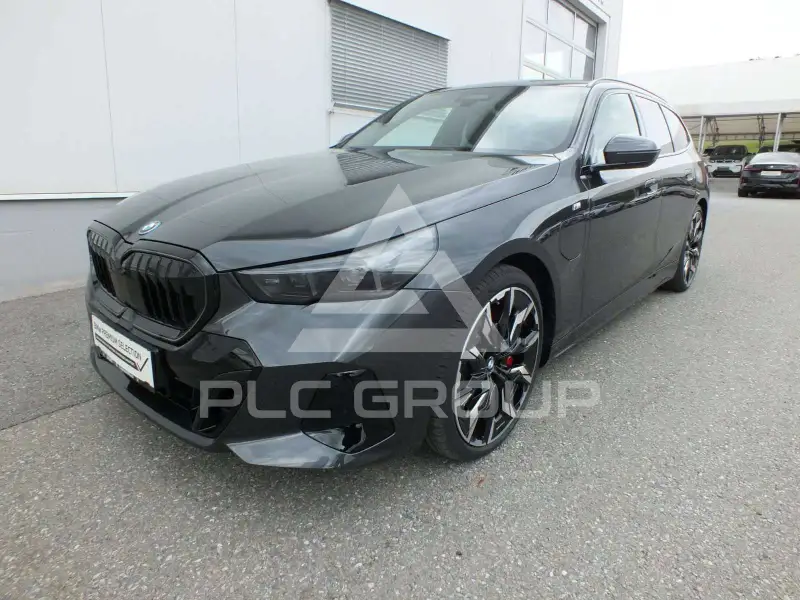 2025 BMW 550