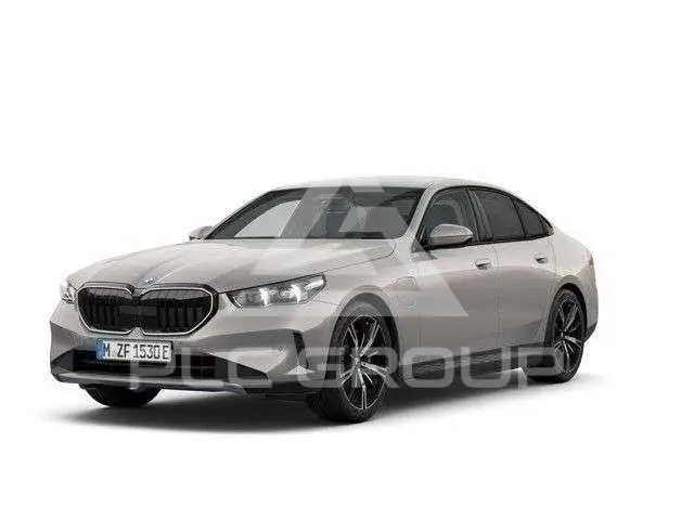 2025 BMW 550