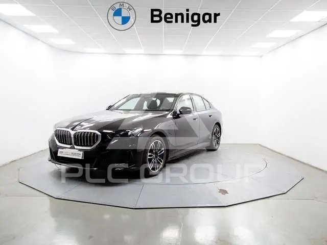 2025 BMW 550