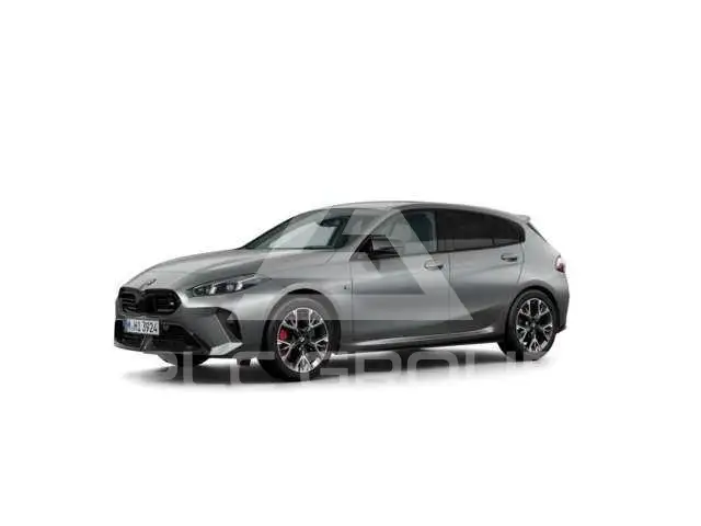 2025 BMW 135