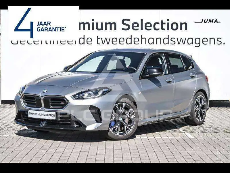 2025 BMW 135