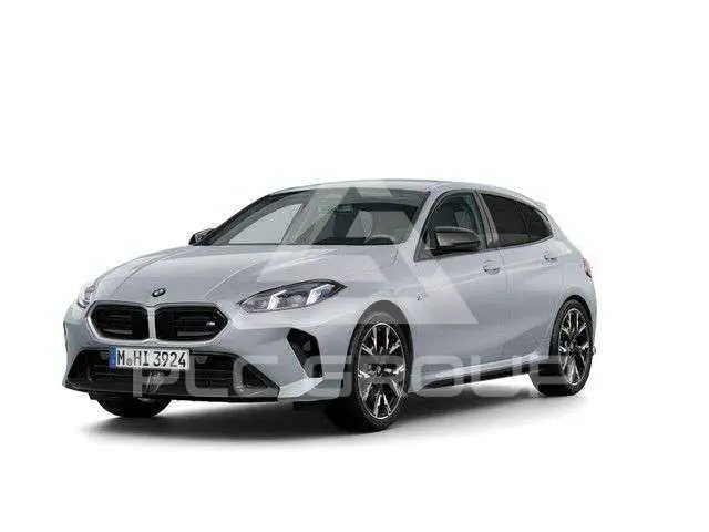 2025 BMW 135