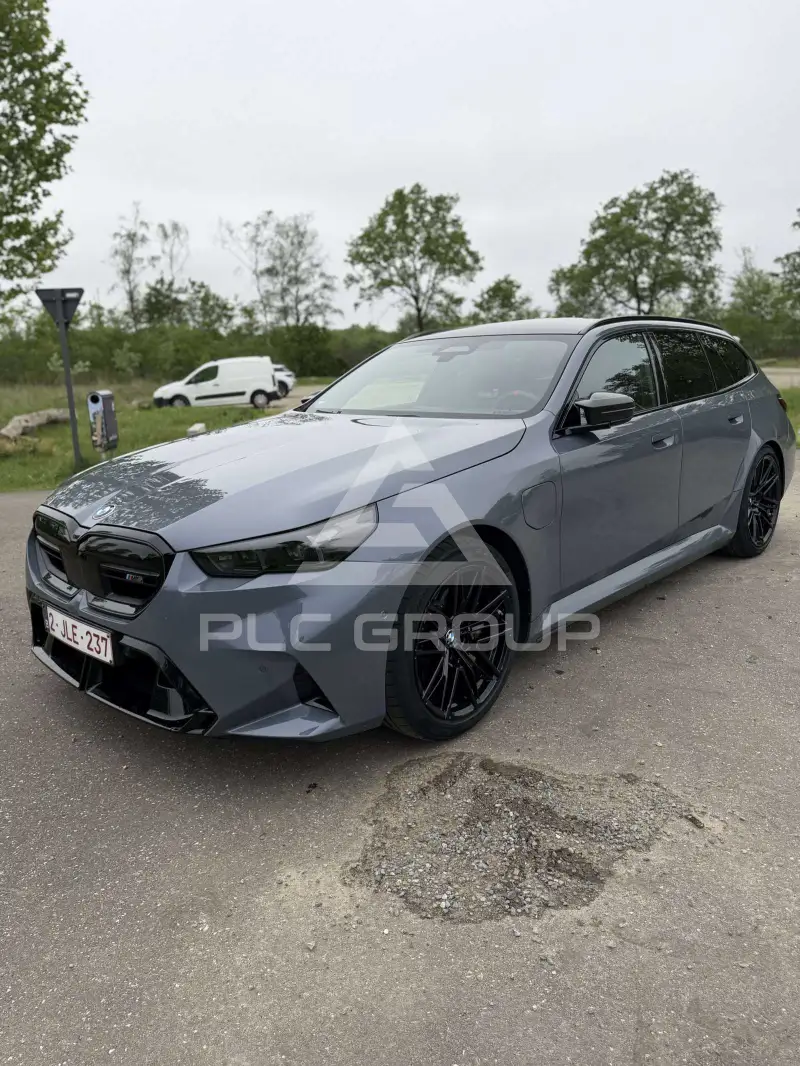 2025 BMW M5