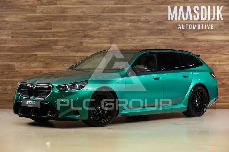 2025 BMW M5