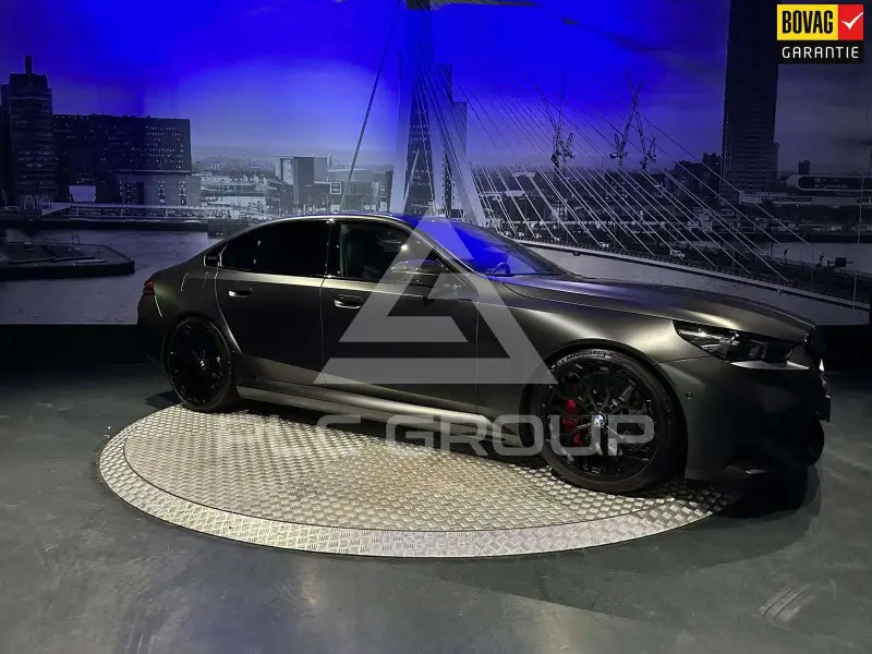 2025 BMW M5