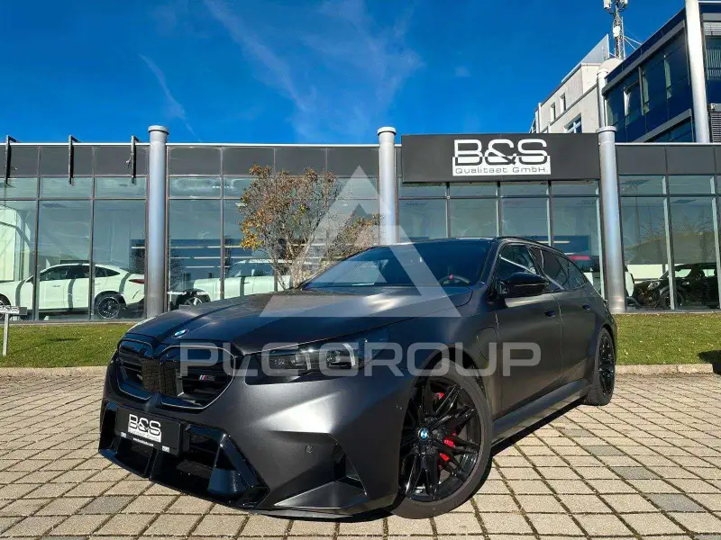 2025 BMW M5