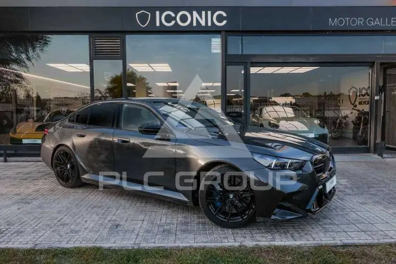 2025 BMW M5