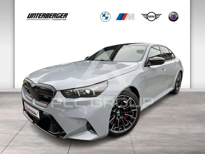 2025 BMW M5