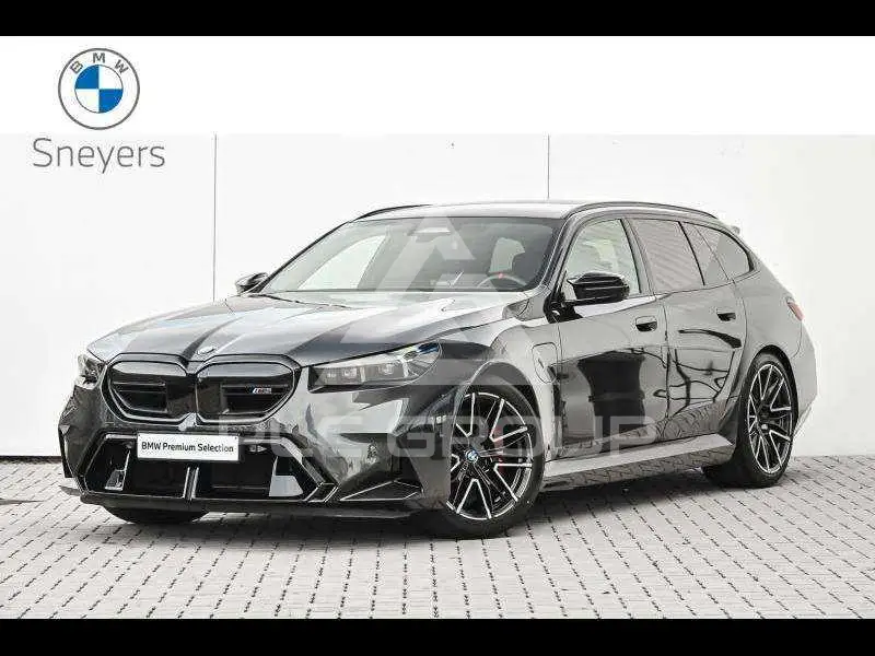 2025 BMW M5