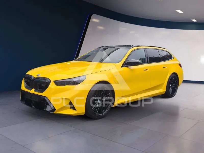 2025 BMW M5
