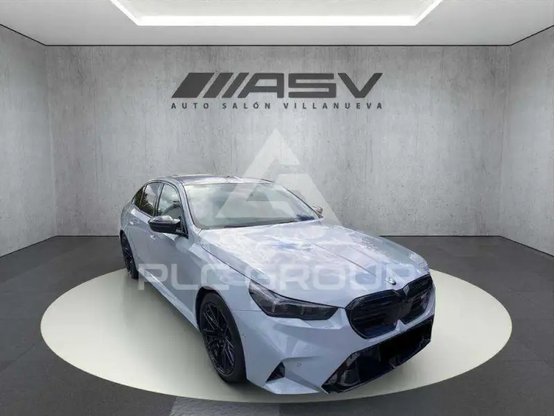 2025 BMW M5