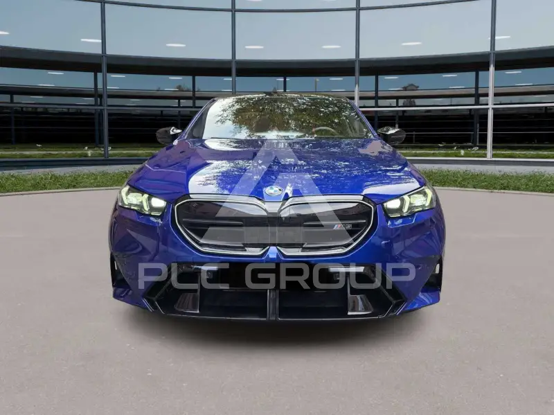 2025 BMW M5
