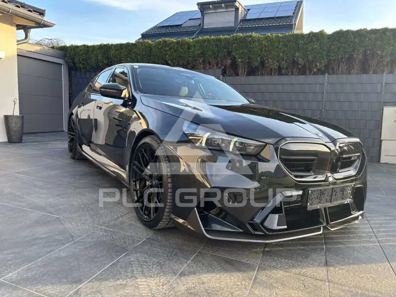 2025 BMW M5