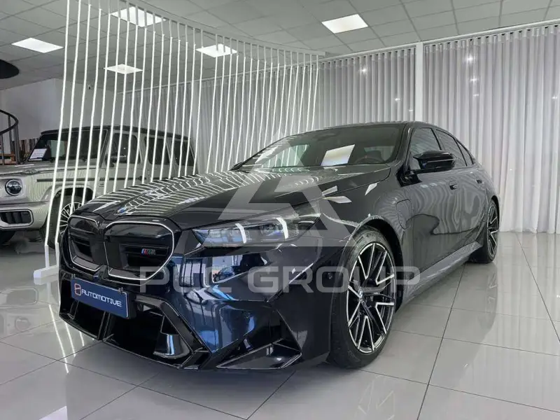 2025 BMW M5