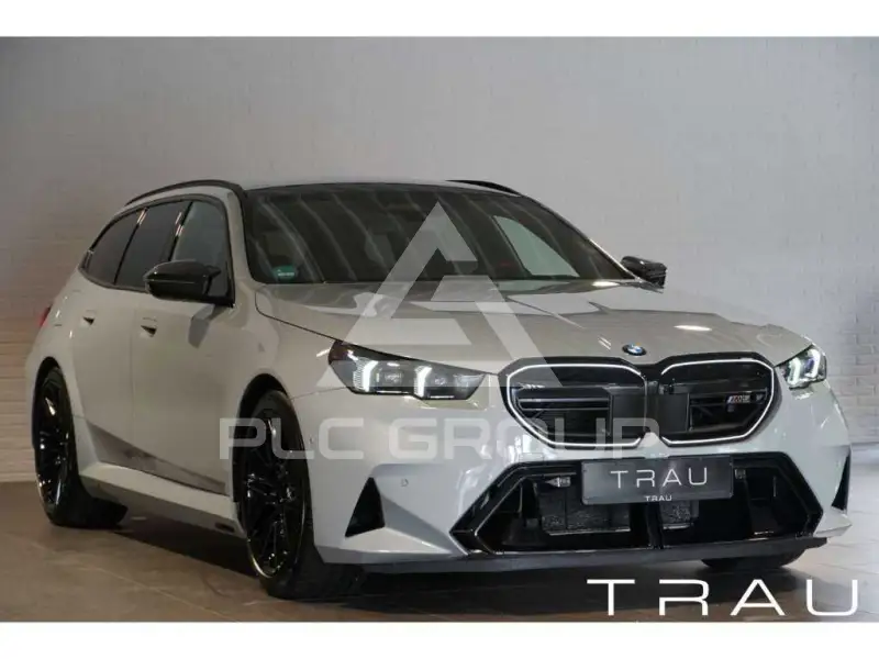2025 BMW M5