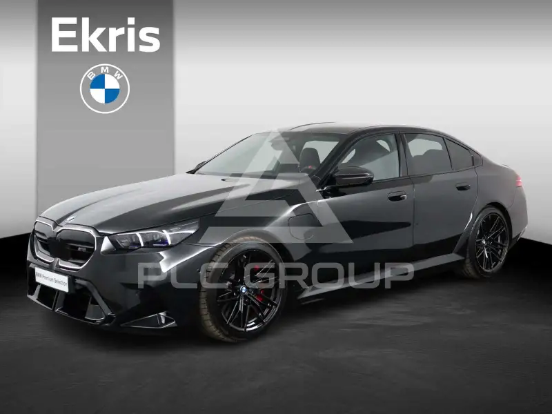 2025 BMW M5