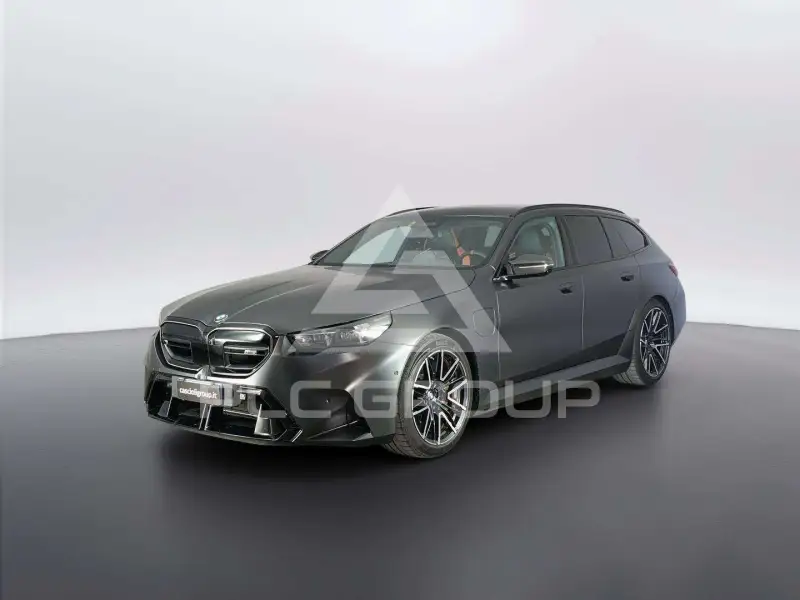 2025 BMW M5