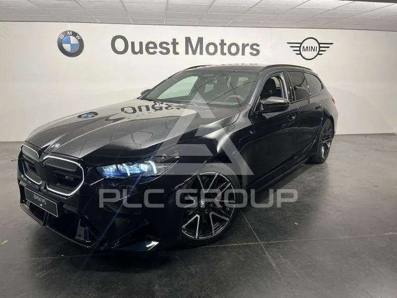 2025 BMW M5