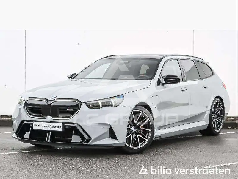 2025 BMW M5