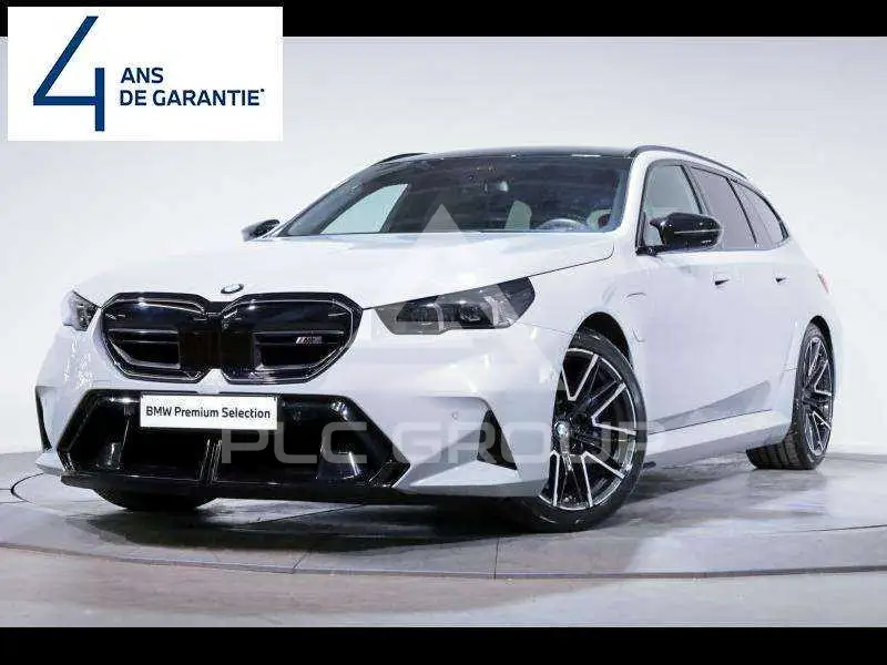 2025 BMW M5
