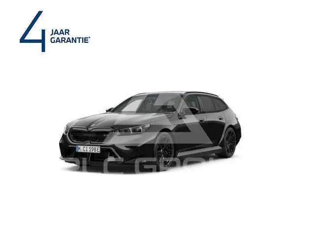 2025 BMW M5