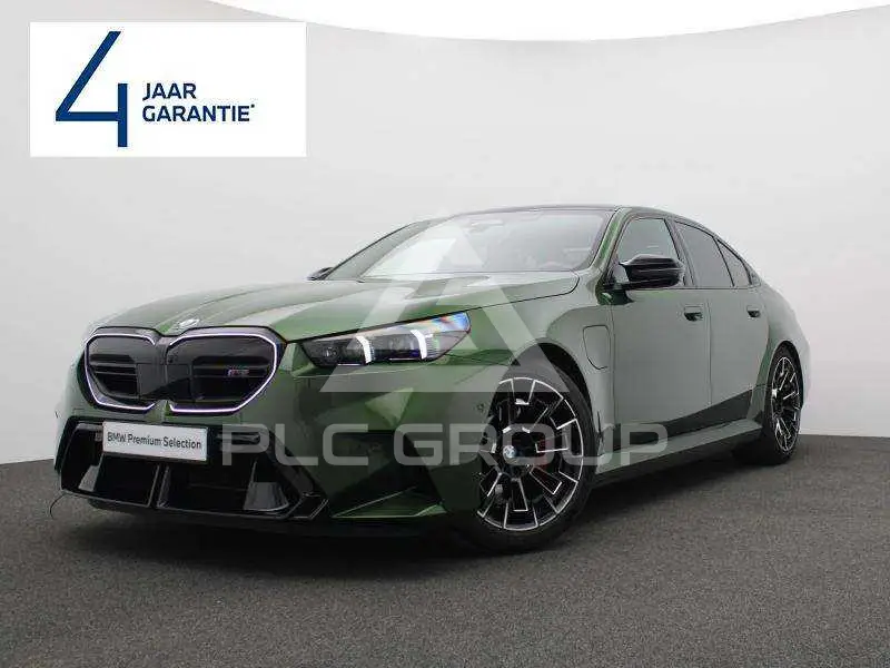 2025 BMW M5