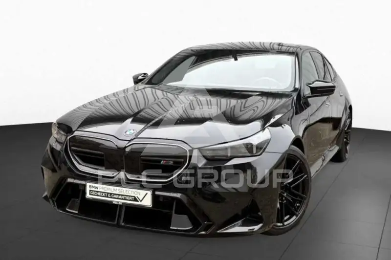 2025 BMW M5