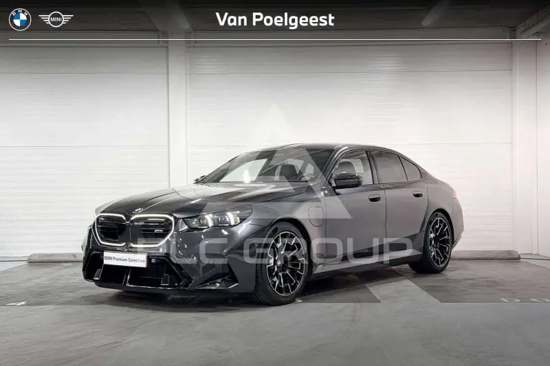 2025 BMW M5