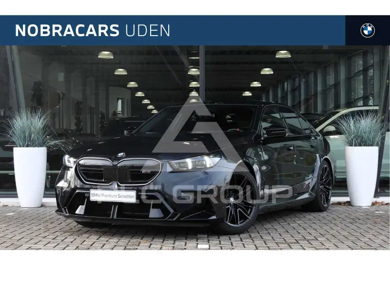 2025 BMW M5