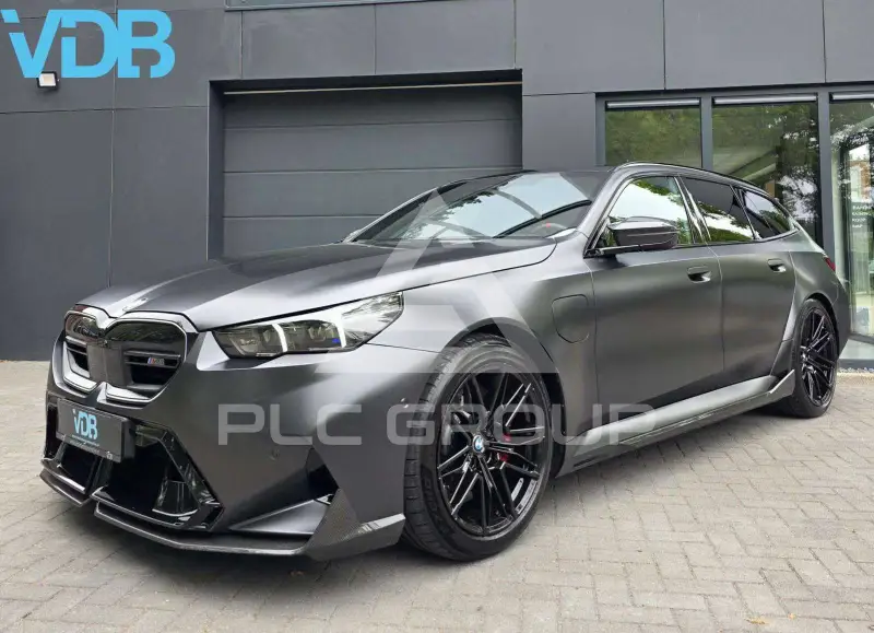 2025 BMW M5
