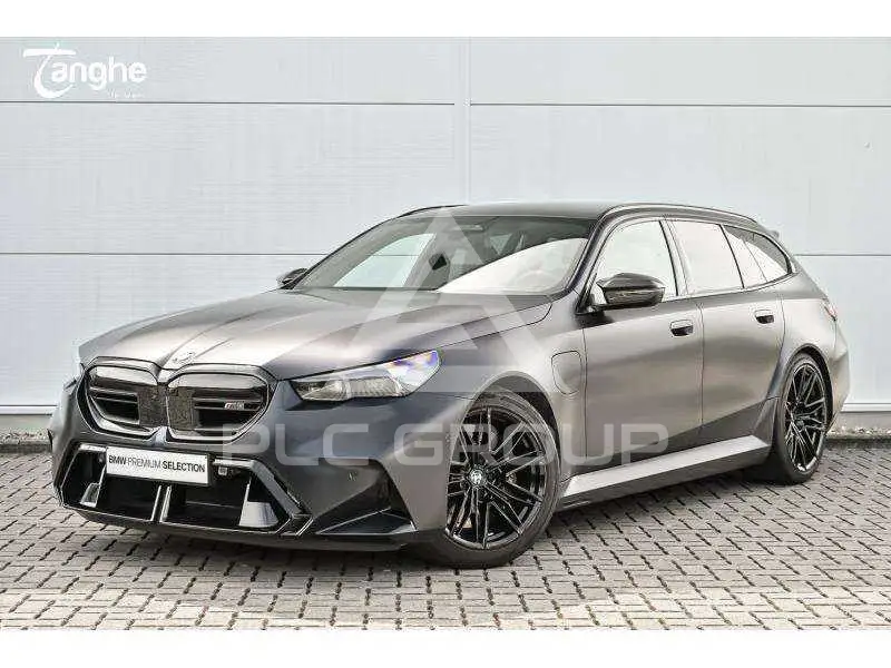 2025 BMW M5