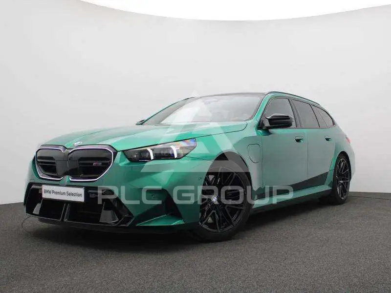 2025 BMW M5