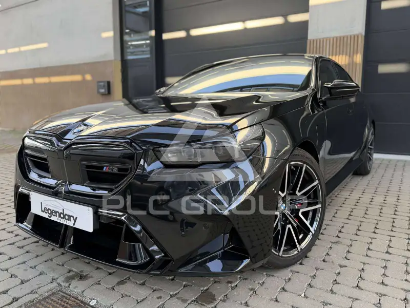 2025 BMW M5