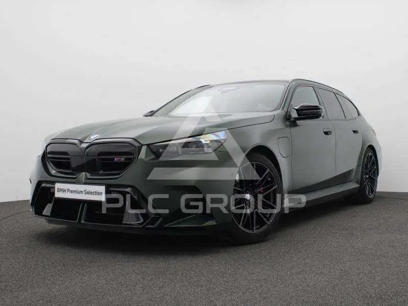 2025 BMW M5