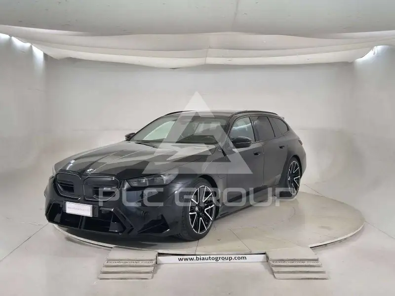2025 BMW M5