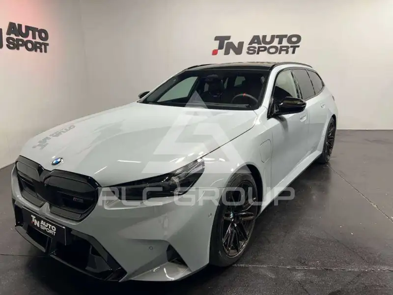 2025 BMW M5