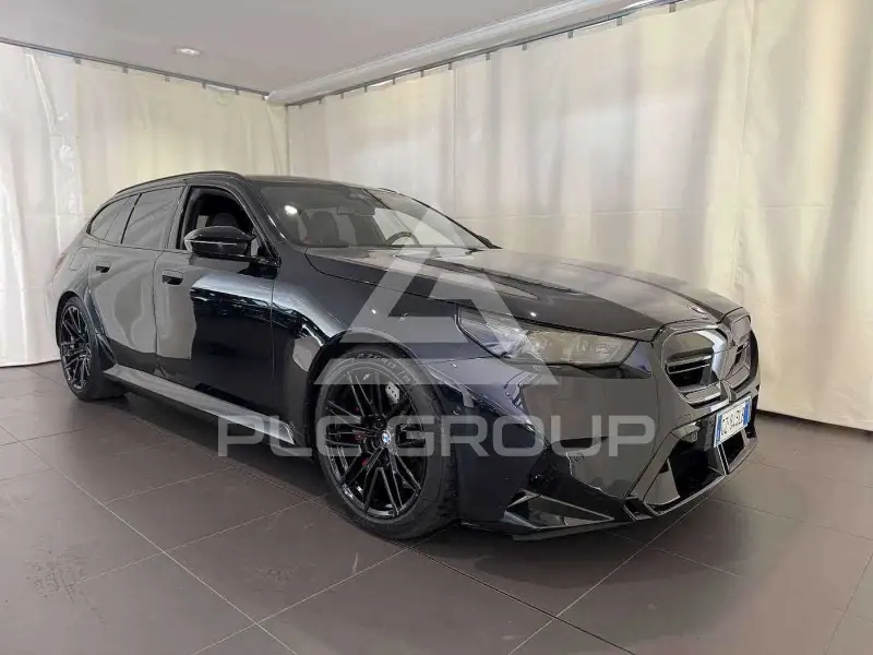 2025 BMW M5
