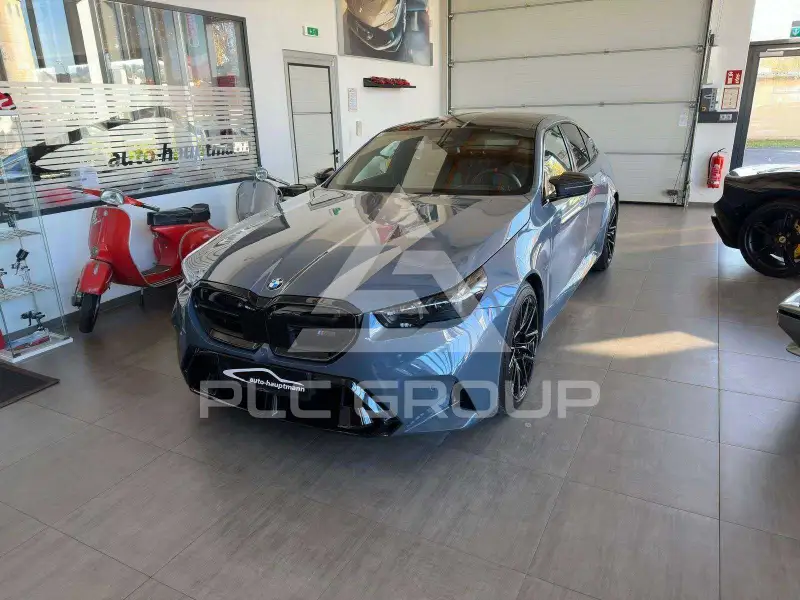 2025 BMW M5