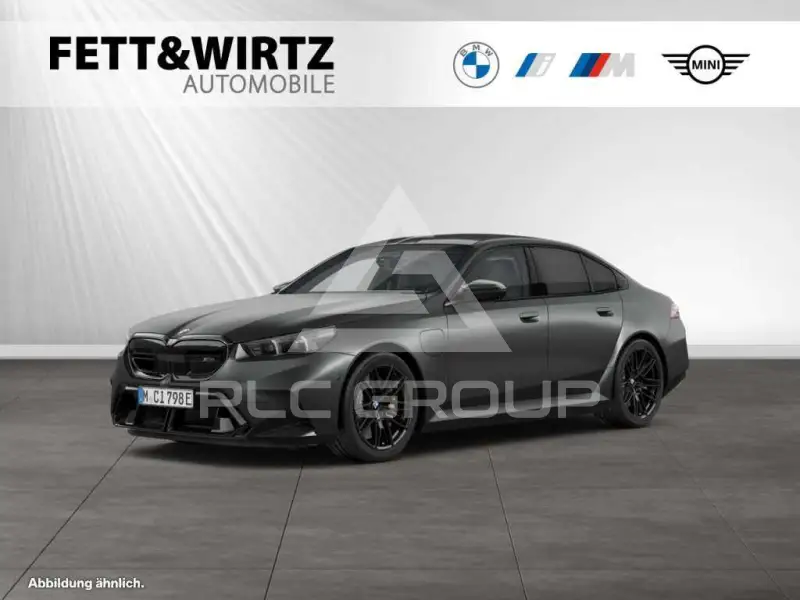 2025 BMW M5
